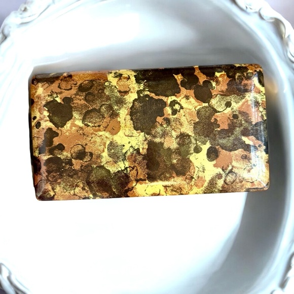 Vintage Mele Earring Hard Clam Shell Box, Brown & Gold Tortoise Shell - Picture 7 of 7